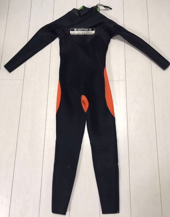 １回着用のみ body glove ジュニア 10 ウェットスーツ