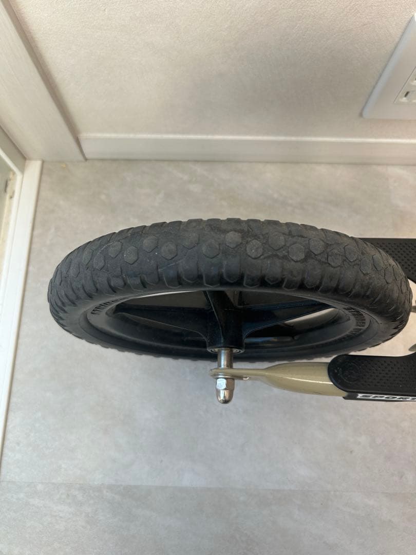 K価格　プロテクター付　STRIDER 限定カラー【サファリ】ストライダー