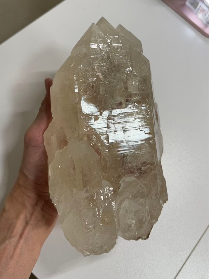 4.2kg特大水晶・虹入・オーラフレーム・ヒマラヤ スカルドゥ産カテドラル水晶