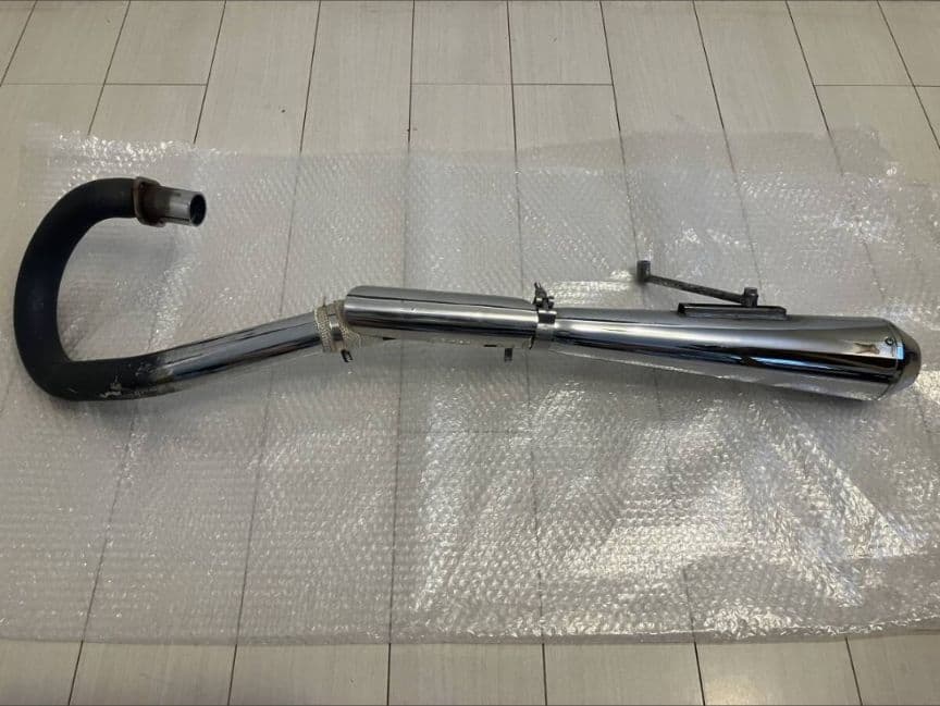 250tr左出しアップマフラー