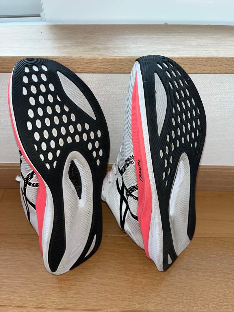 アシックス　マジックスピード3 26㌢