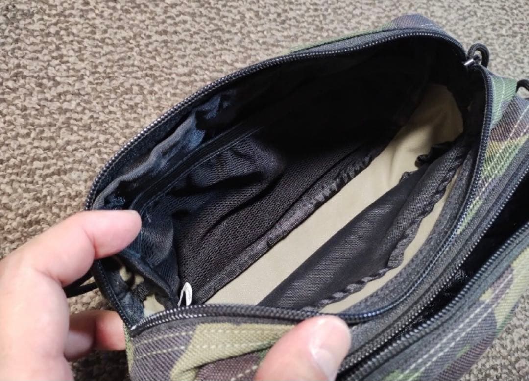 BRIEFING ブリーフィング カモフラージュ ジッパーポーチ