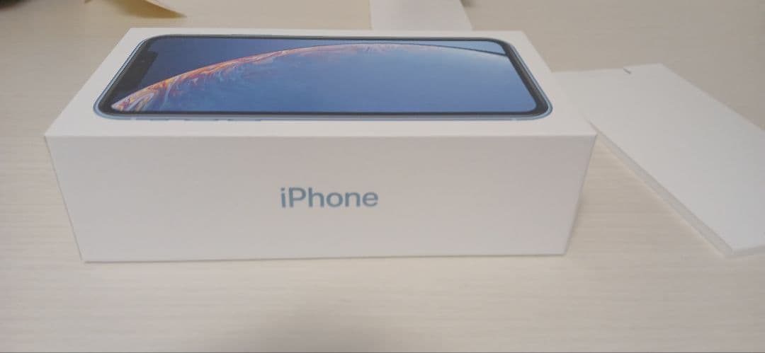 Apple iPhone XR 青
