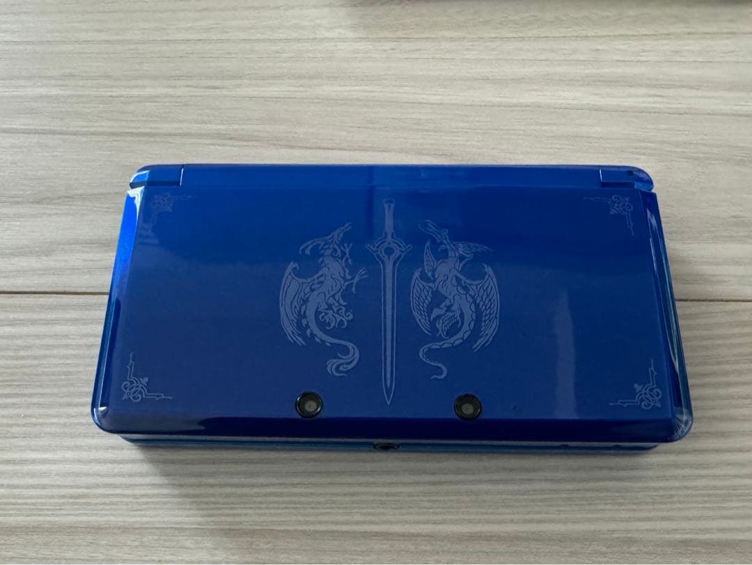 ニンテンドー3DS ファイアーエムブレム覚醒　スペシャルパック【ソフト以外有り】