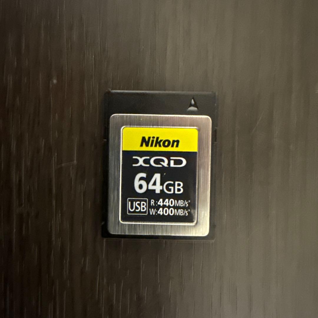 Nikon XQDカードリーダー 64GB