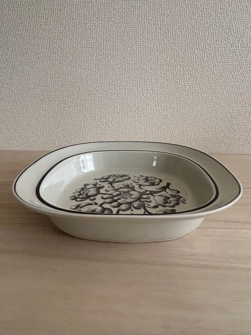 グスタフスベリ　GARDEN スクエア大皿 ディープサービングボウル