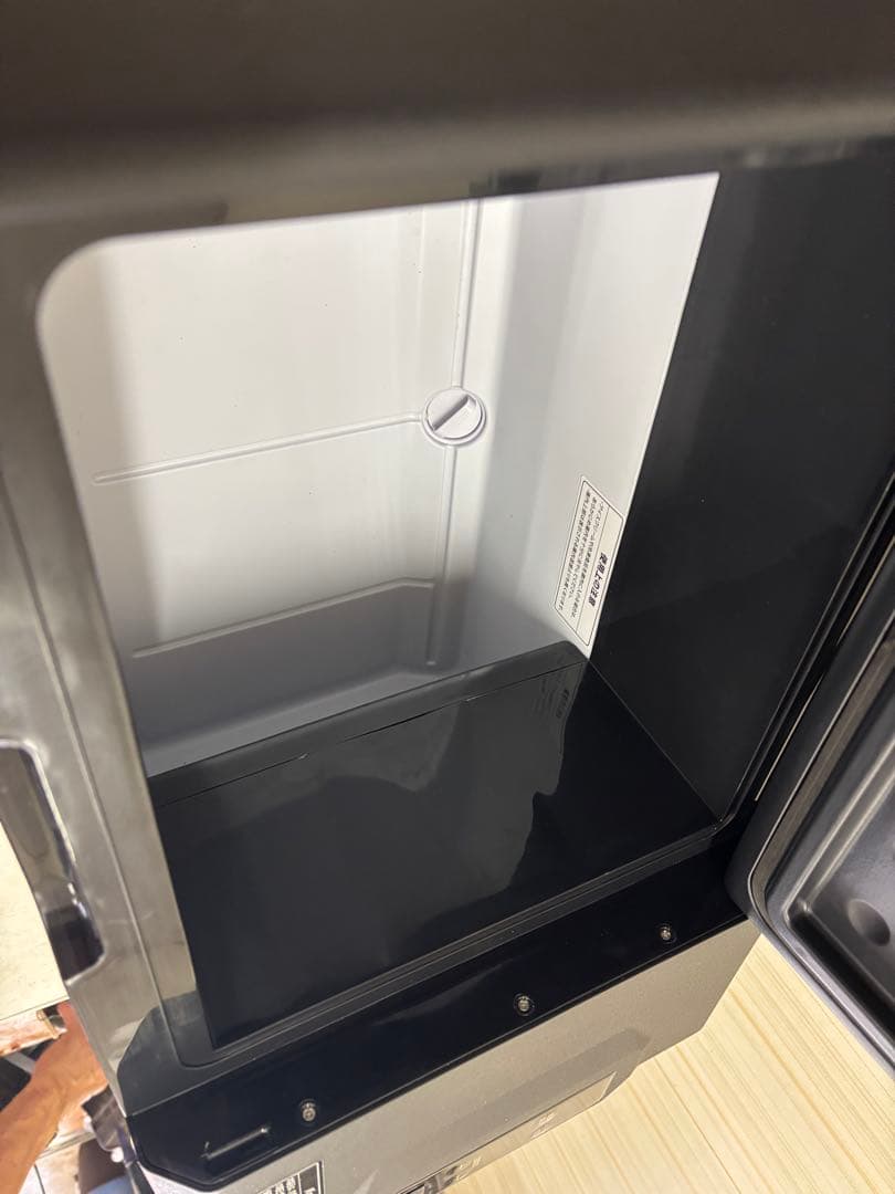 美品　アイリスオーヤマ　ポータブル冷蔵冷凍庫　30L IPD-3Aアウトドア