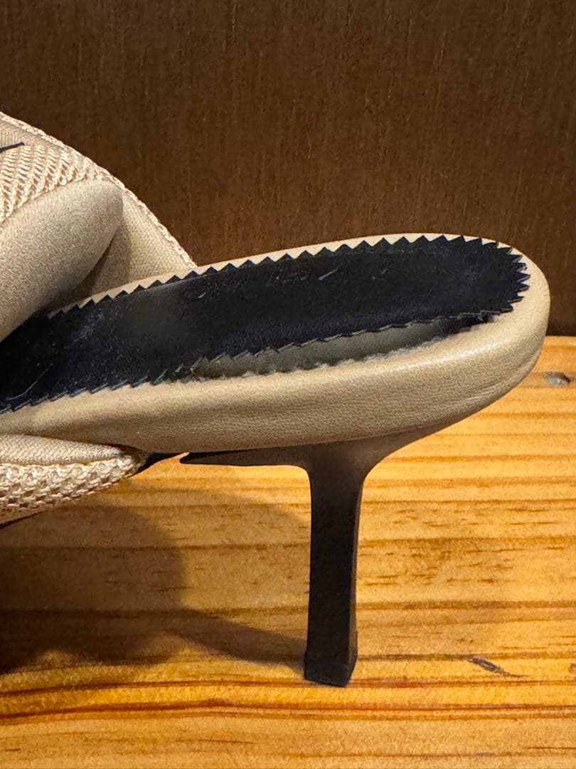 Yello スニーカーミュール