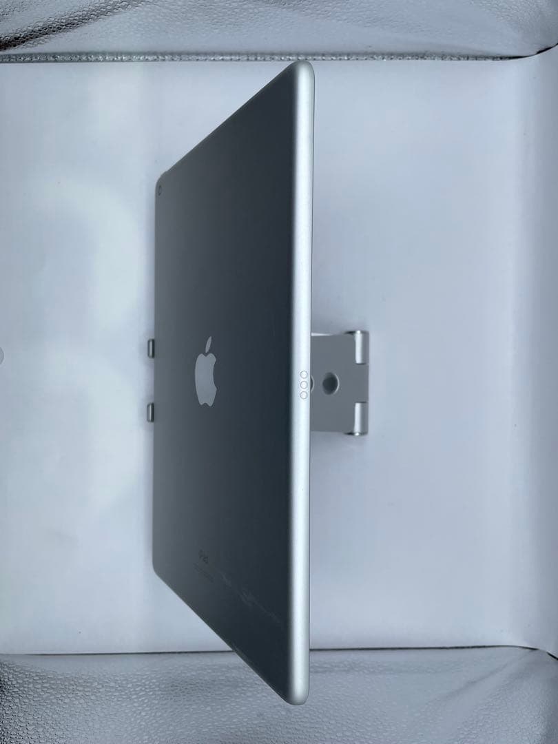 iPad 7世代 32GB 本体　バッテリー89％