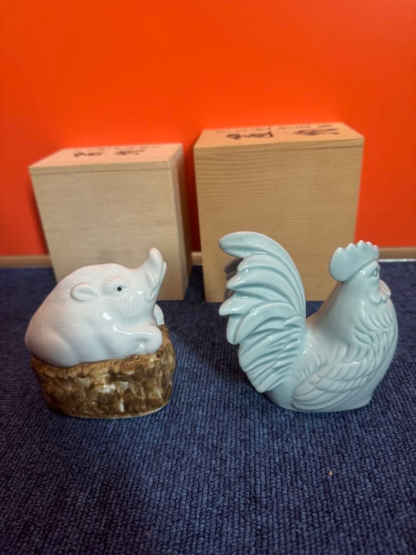 2053 九谷焼　北村隆　干支　亥　酉　置物
