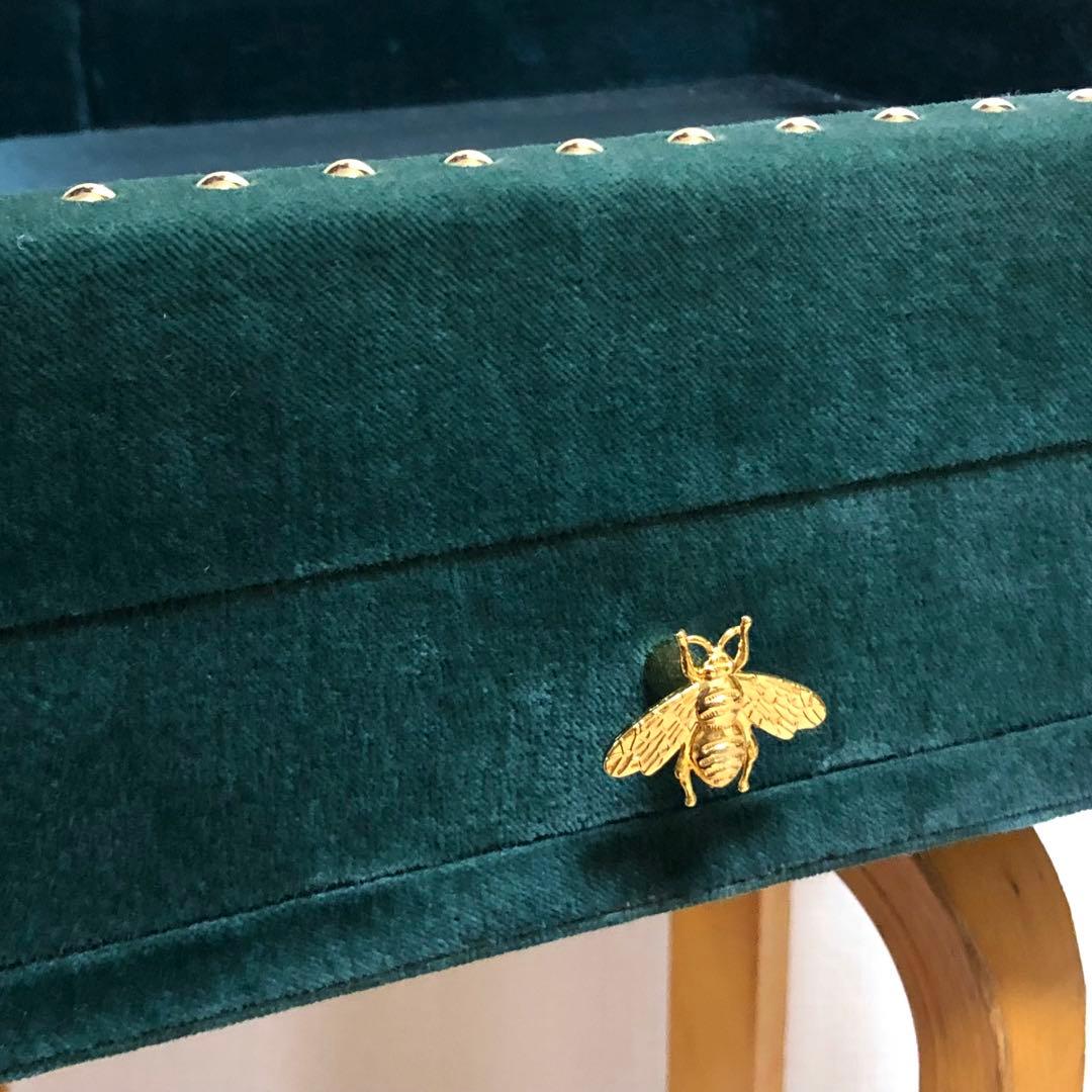 グッチ　雑貨　インテリア　グリーン　スエード　ビー　bee ベロア　小物入れ