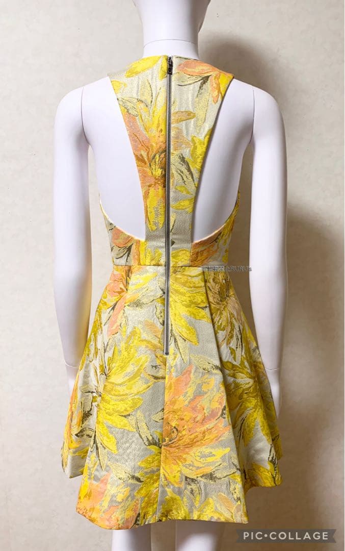 新品alice+olivia フローラルジャカード×ボックスプリーツ ワンピース