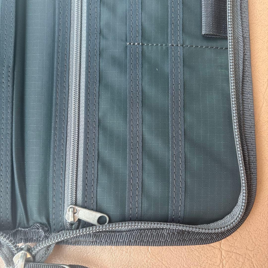 PORTER カーキ　ネイビー パスポートケース　ポーター