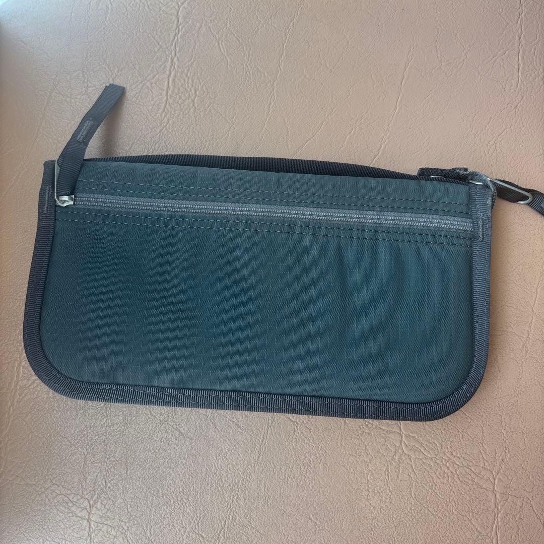 PORTER カーキ　ネイビー パスポートケース　ポーター