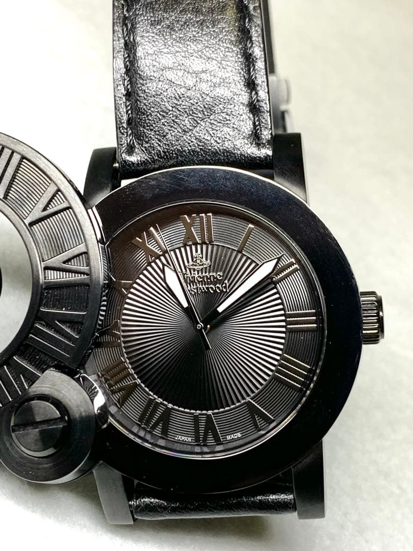 美品 ヴィヴィアンウエストウッド 腕時計 CAGEⅡ オーブ 稼働品 付属品完備