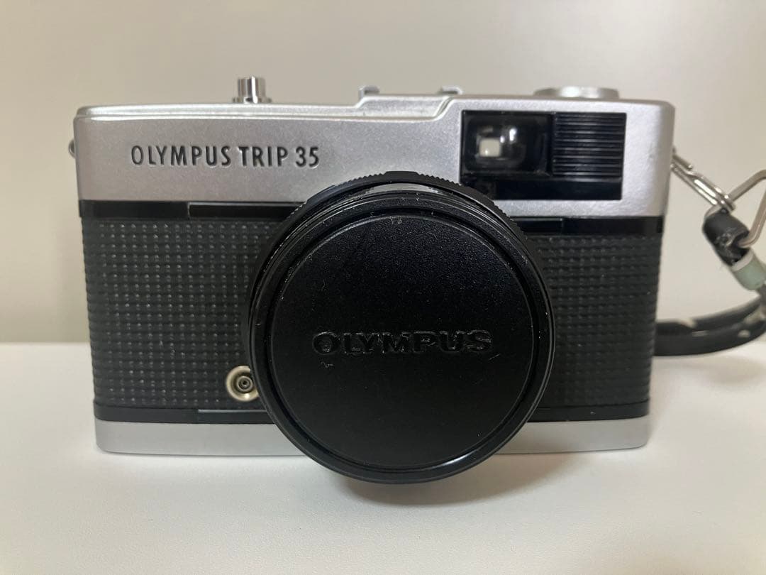 OLYMPUS TRIP 35 赤ベロ露出計絞り羽根巻き上げシャッターOK