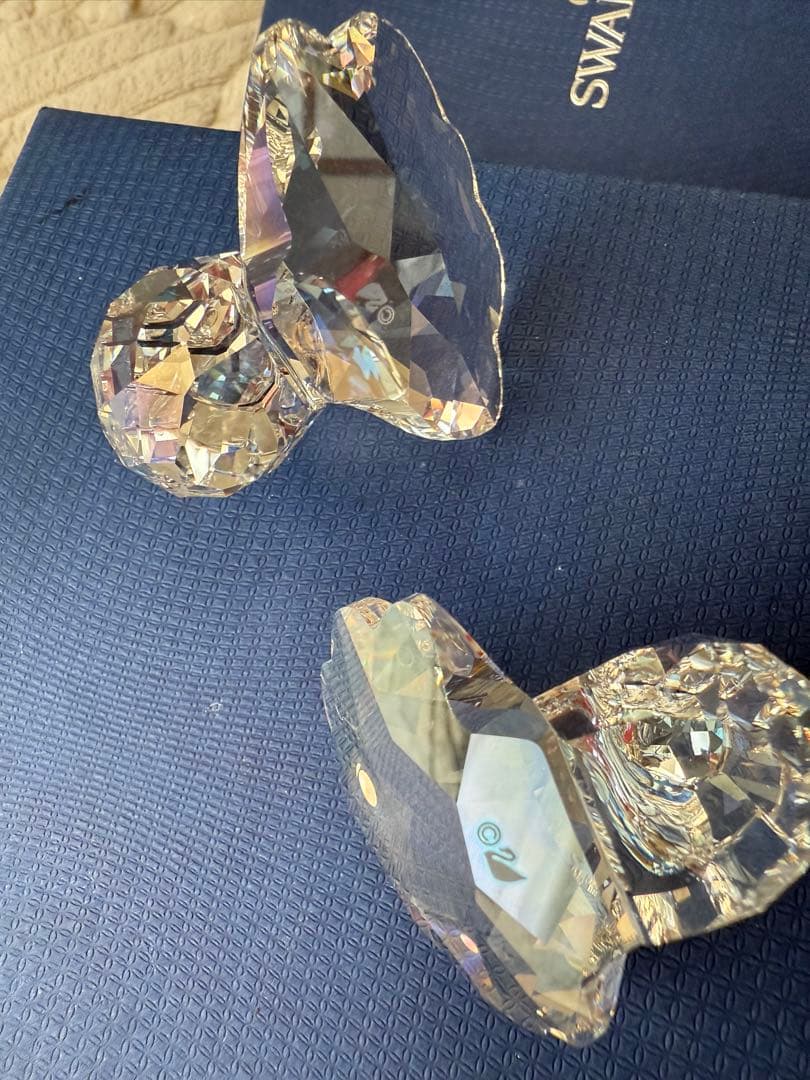 スワロフスキー　愛のキジバト　置き物