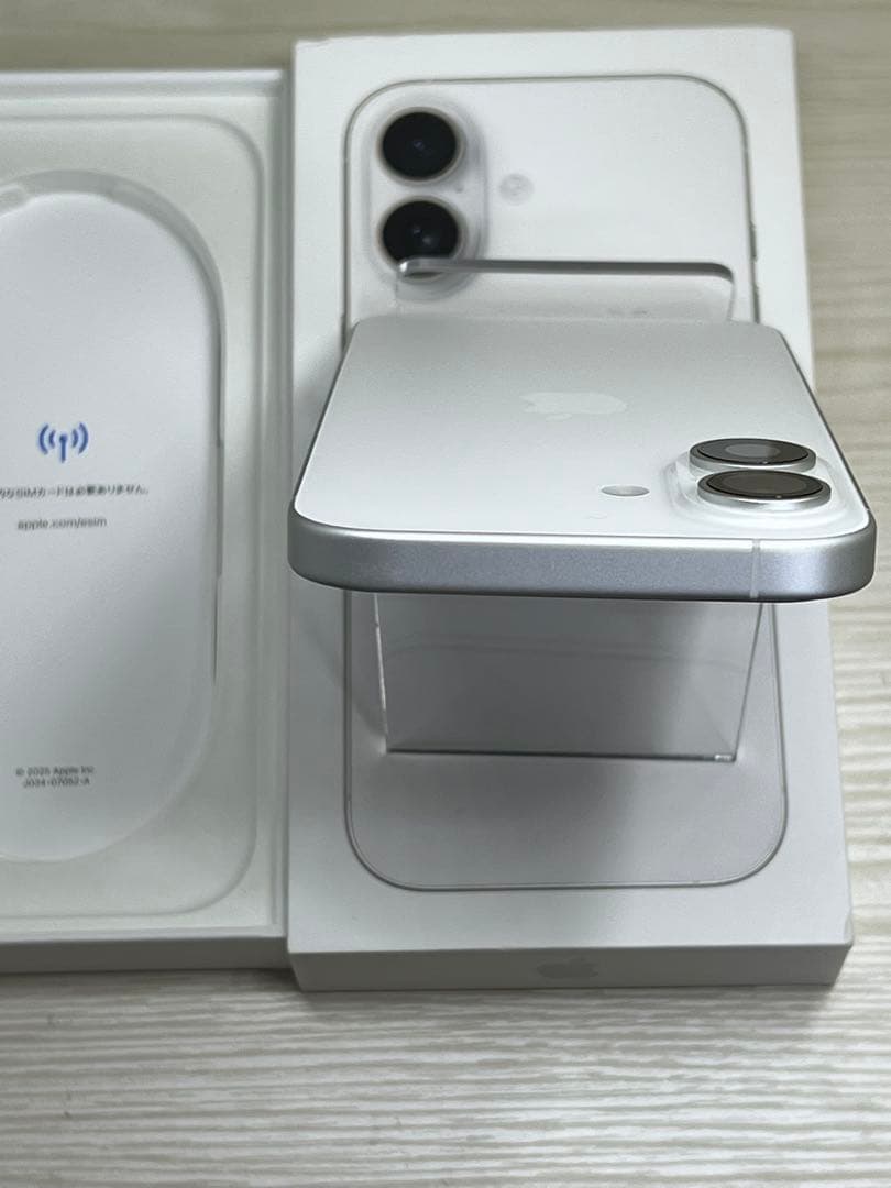 ✅✨ほぼ新品・100％✨iPhone 16 128GB❣️AppleCare付き