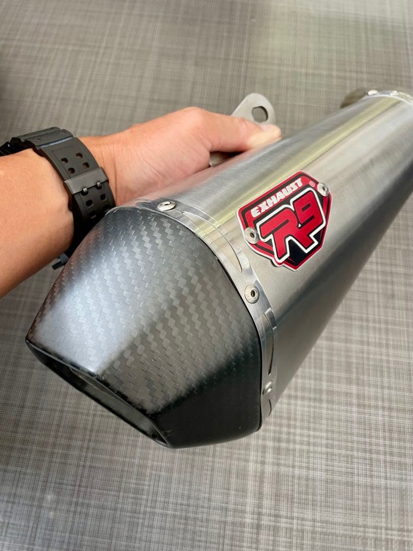 ハスクバーナスバルトピレン 「R9 Exhaust」マフラー