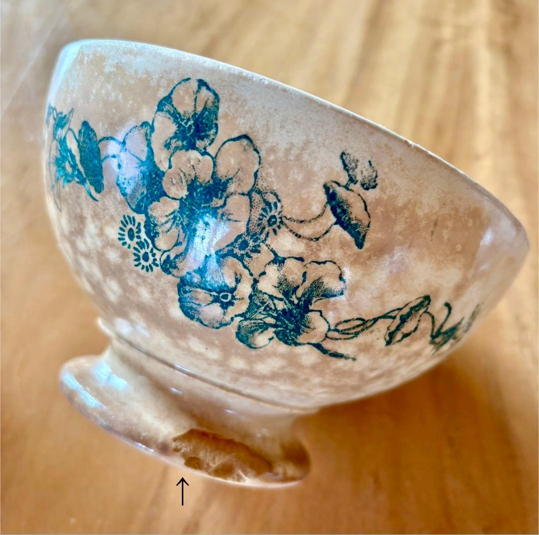 フランスアンティーク ゼラニウム柄のカフェオレボウル 口径15.4cm 飴色