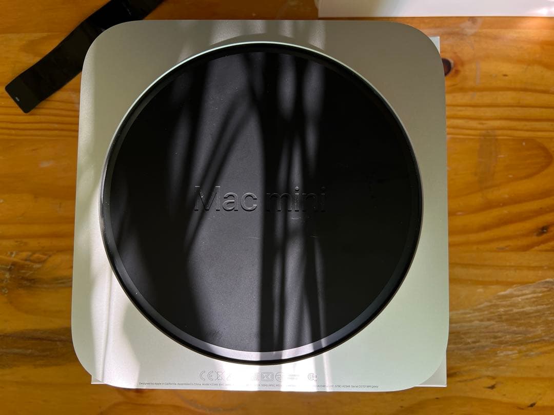 apple Mac mini M1　メモリ8GB：SSDストレージ256GB