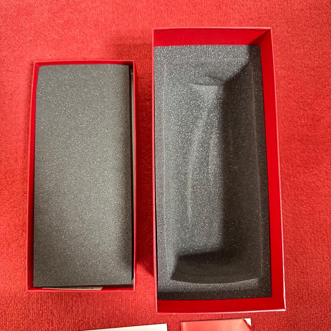 新品未使用Baccarat バカラ　花瓶　RRIGOT ジベルニー