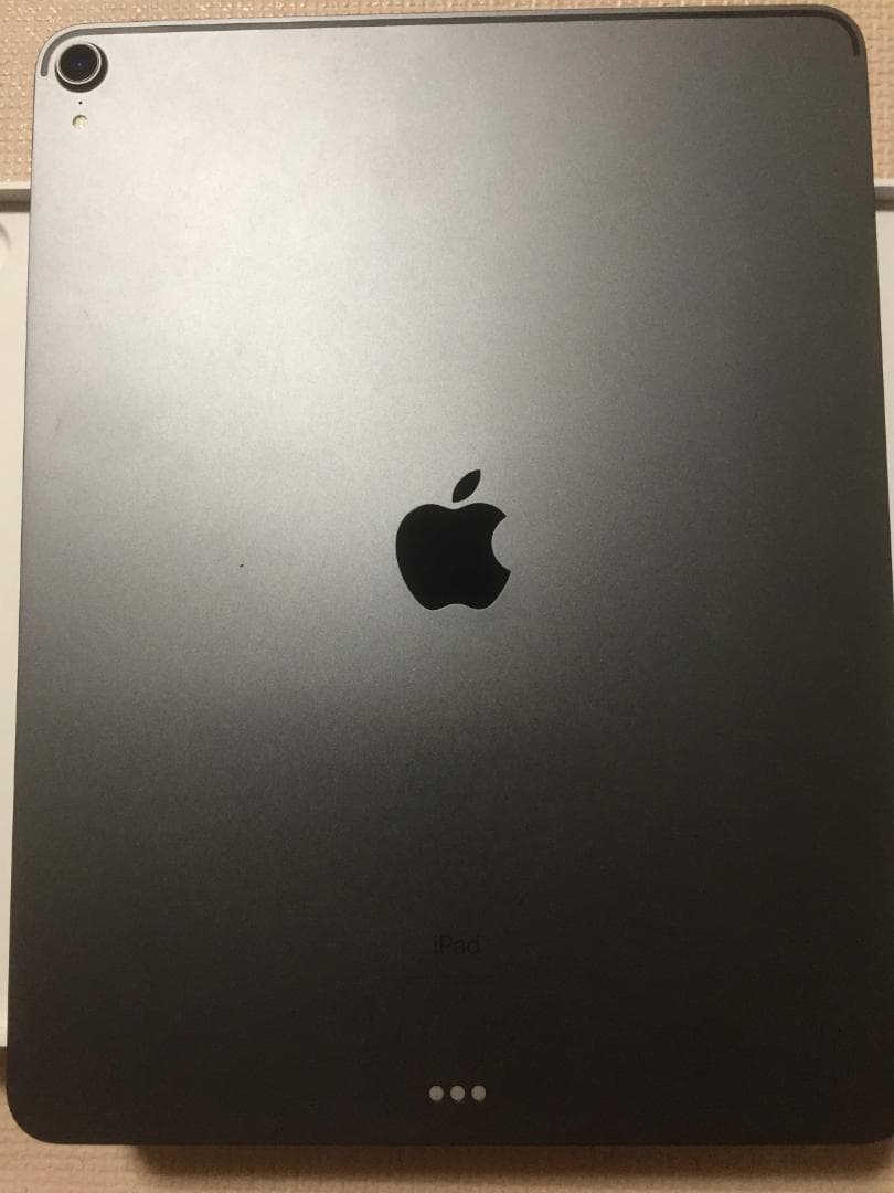 Apple iPad Pro 12.9インチ MTFL2J/A (A1876)