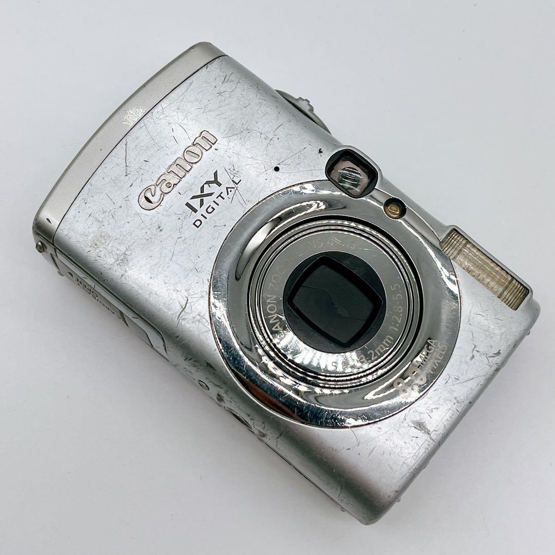 Canon IXY 810ISオールド コンデジ シルバー 充電器付き