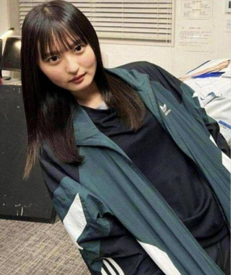 8201 adidas REKIVE トラックジャケット ミネラルグリーン XL