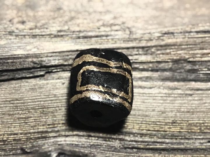 ジービーズ　サコナゴ　天地　古代老天珠