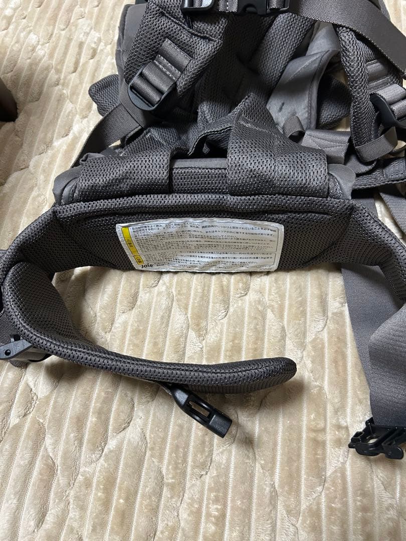 ☆新品未使用☆Joie 抱っこ紐 「SavvyAir」グレー メッシュ