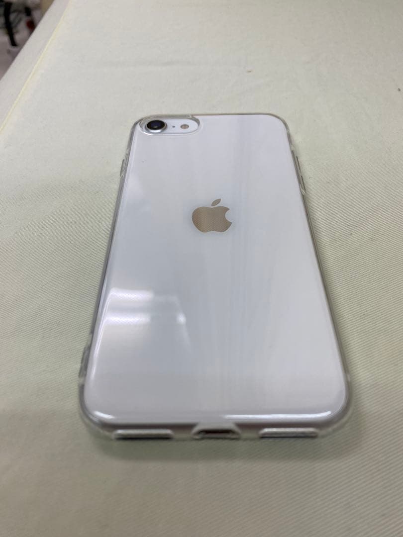 Apple iPhone SE /ホワイト