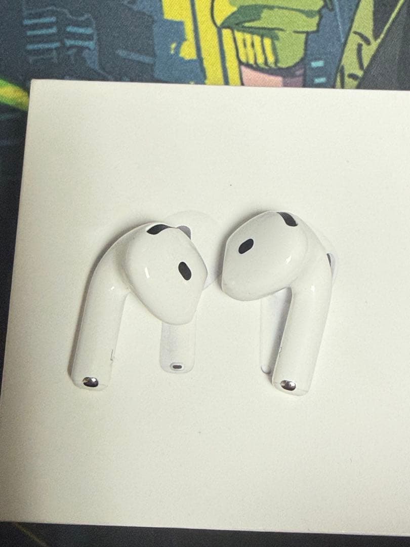 AirPods 4 本体 USB-C充電 ホワイト