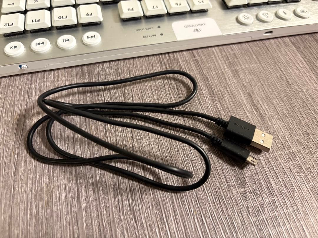 logicool ゲーミングキーボードG915 X LIGHT SPEED