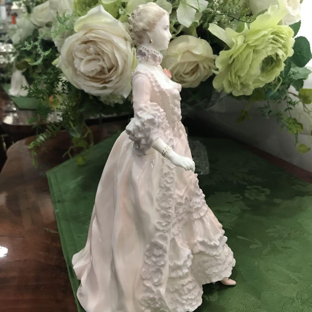 コールポートポンパドール夫人フィギュリン