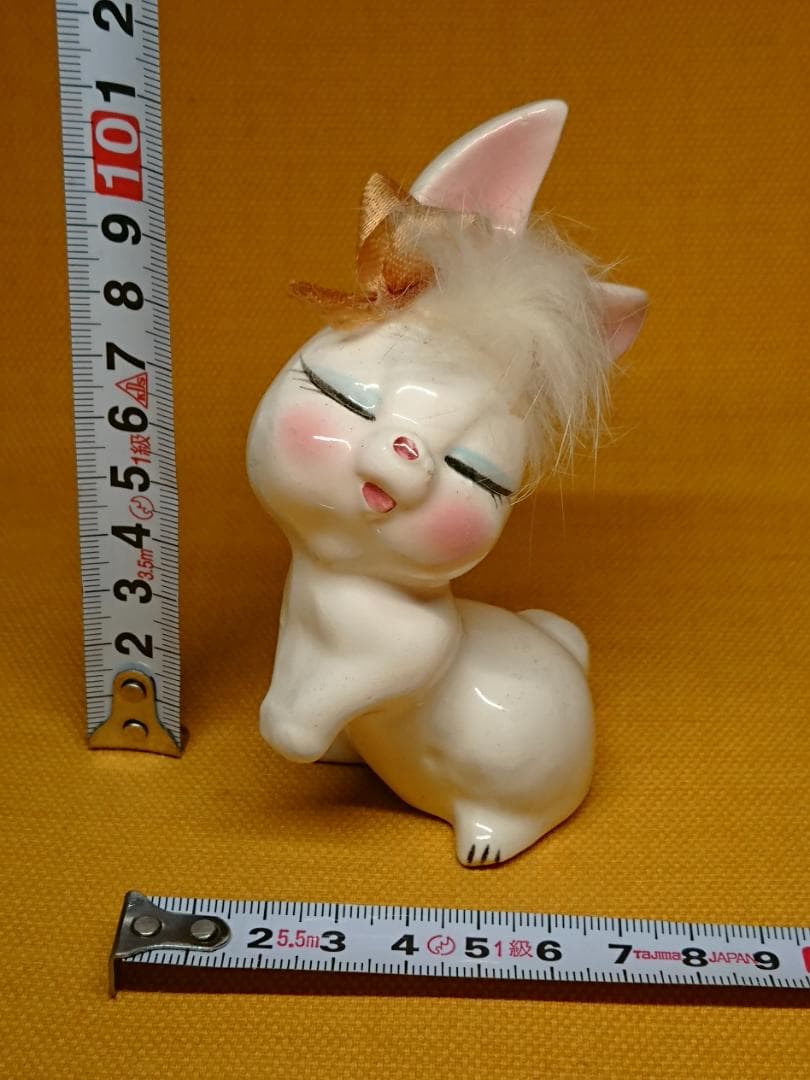 ねこ　うさぎ　人形　陶器　置物　インテリア　工芸品　美術品　A2527