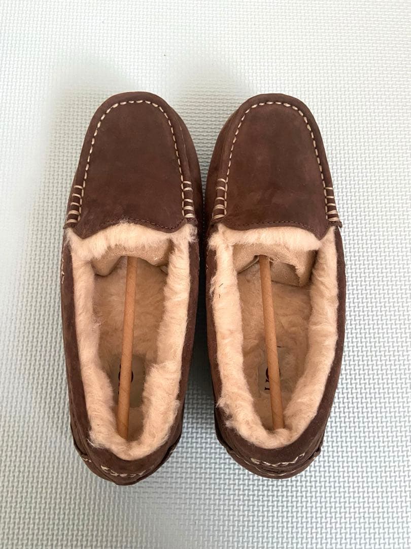 25cm UGG アンスレー モカシン シープスキン チョコレート