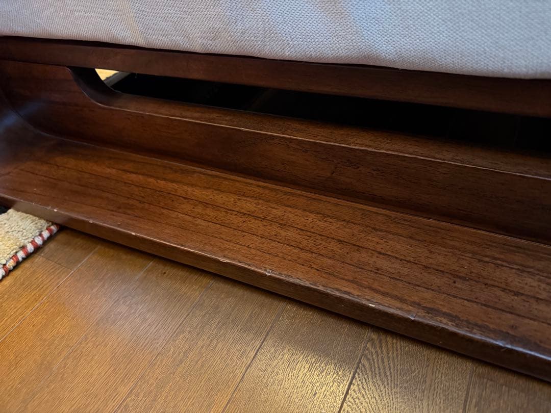 a.flat最上級シリーズ 無垢材2.5人掛け テン・ハイバックソファ