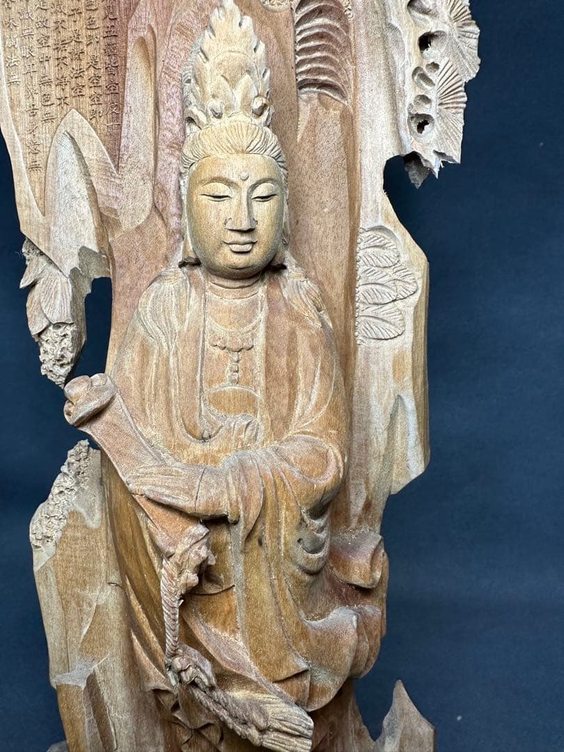 白檀　観音　木彫り　仏教美術　仏像 骨董 木像　木製　仏教　密教　置物　骨董