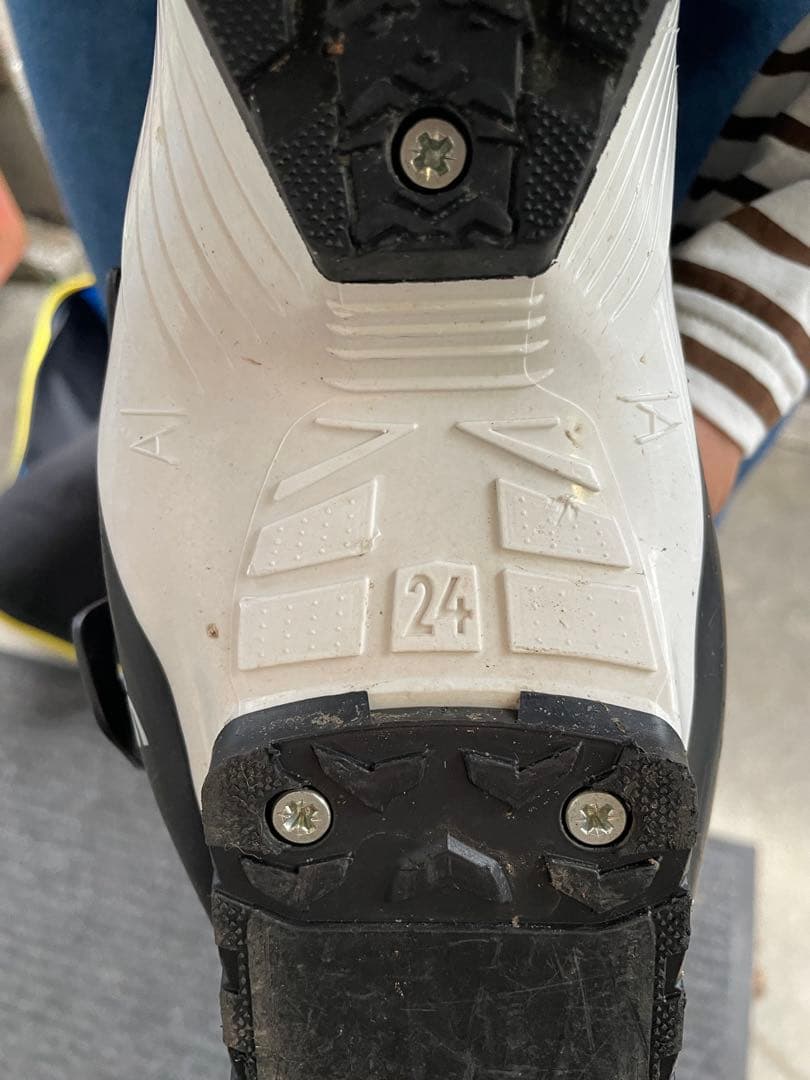 Salomon スキーブーツ