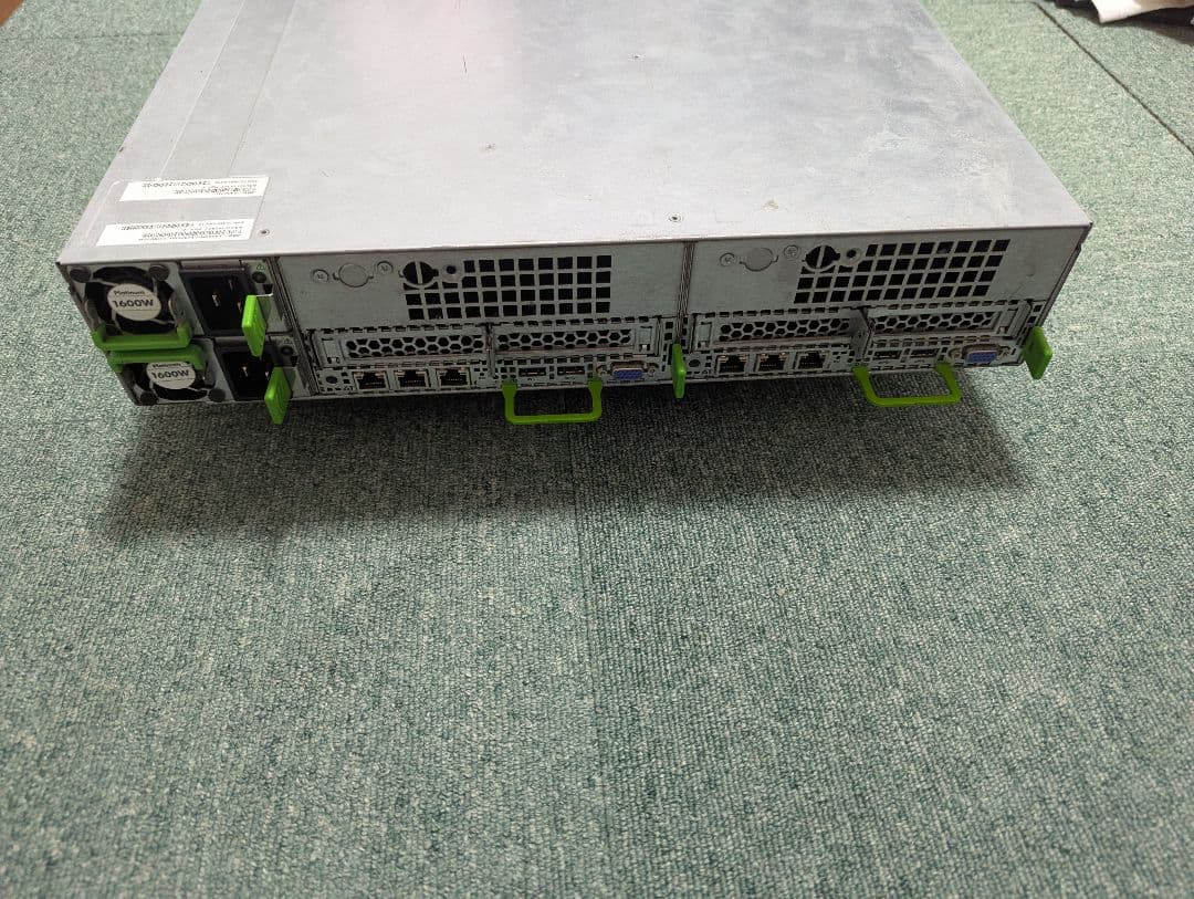 サーバー FUJITSU PRIMERGY CX400 M1