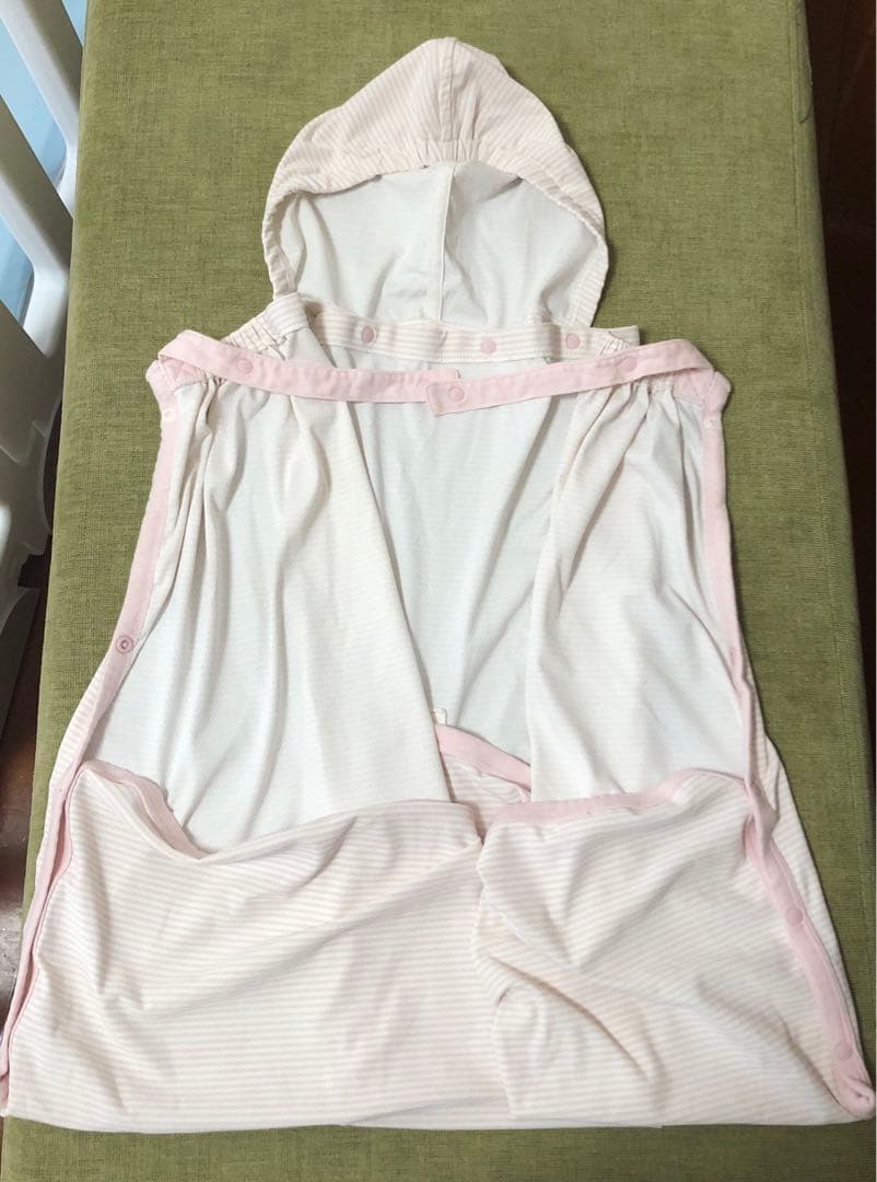 ergobaby 抱っこ紐 オムニブリーズ　グレー　ヨダレカバー　ケープ　セット