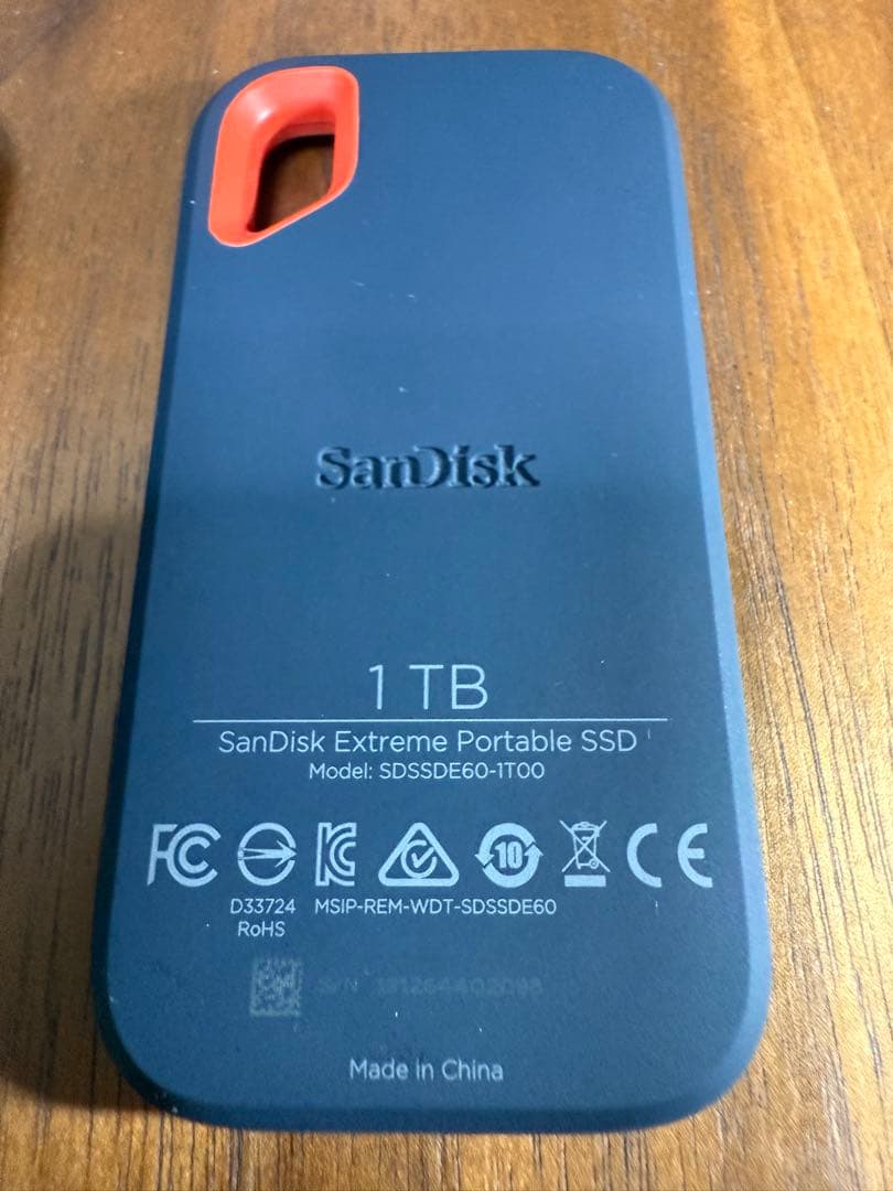 2*3様 SanDisk Extreme Portable SSD 1TB ＋