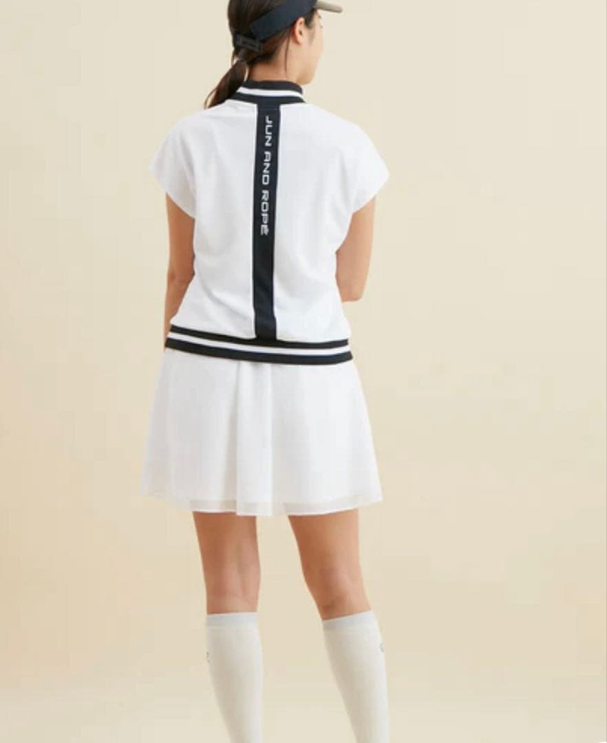 【新品】JUN&ROPE'メッシュモックネック　スカートセットアップ　ホワイト