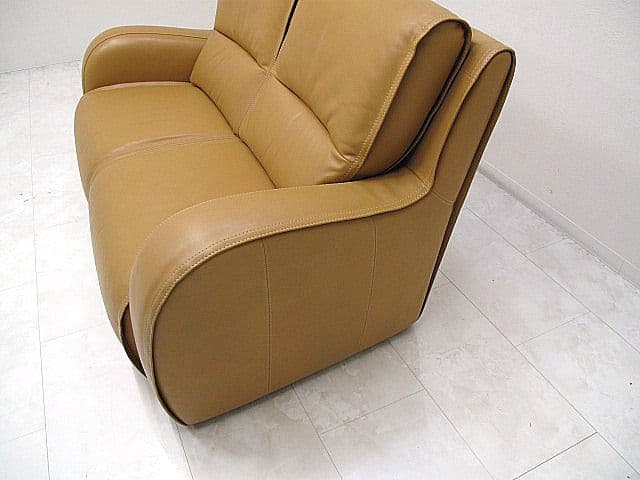 【展示品】カリモク　ドマーニ「エクセルライフ」最高峰総革2人掛けソファ