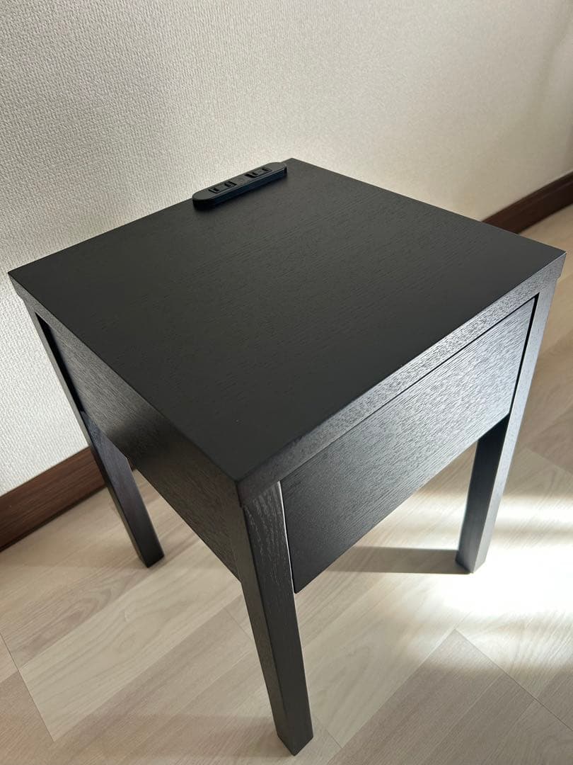 アマンド ナイトテーブル ベッドサイドテーブル 関家具 タモ材 ブラウン 高品質