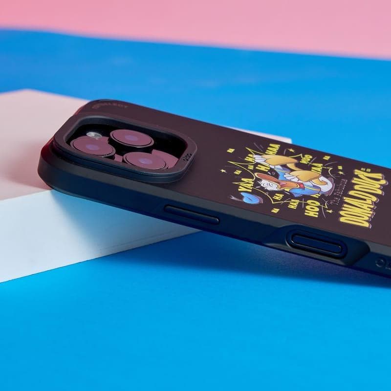 iPhone　スマホケース　MagSafe 対応　ドナルドダック