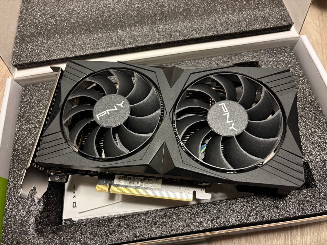 グラフィックボード・グラボ・ビデオカード PNY GeForce RTX 4060 8GB