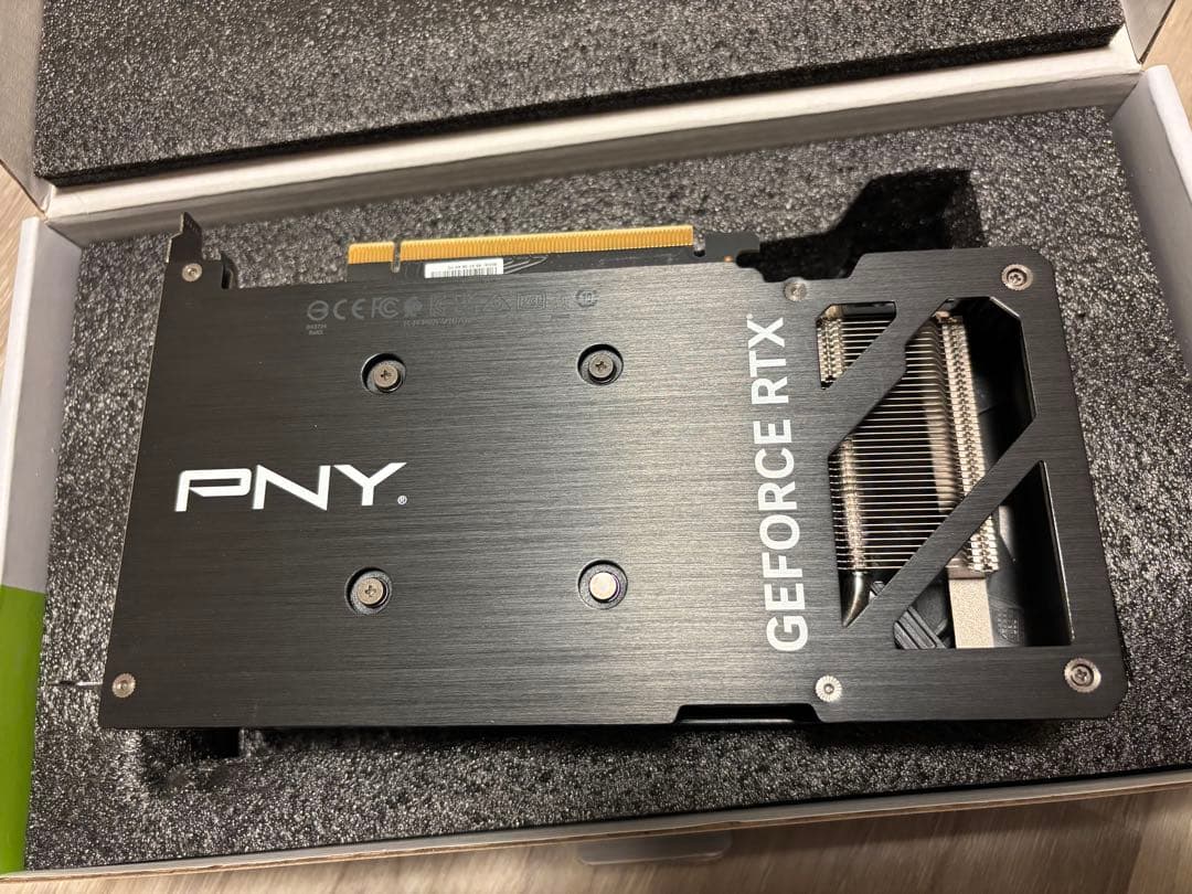 グラフィックボード・グラボ・ビデオカード PNY GeForce RTX 4060 8GB