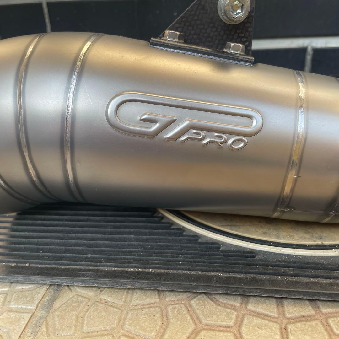 LeoVince YAMAHA FZ8 FAZER8 サイレンサーマフラー